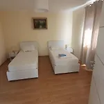 Angel شقة